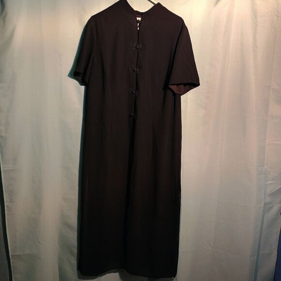 Vintage Black Cheongsam Dress – Mandarin Collar Maxi with Frog Buttons - Picture 1 of 4